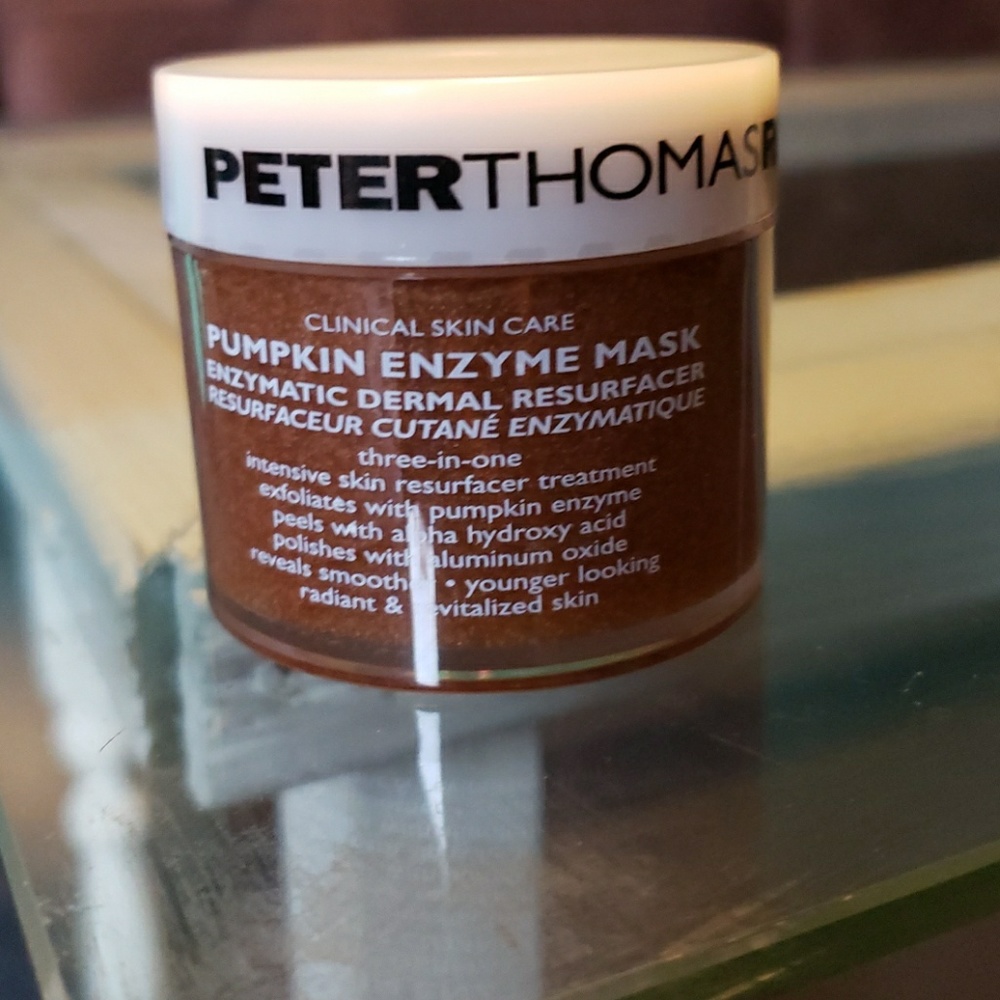 NEW Peter Thomas Roth FaceMask